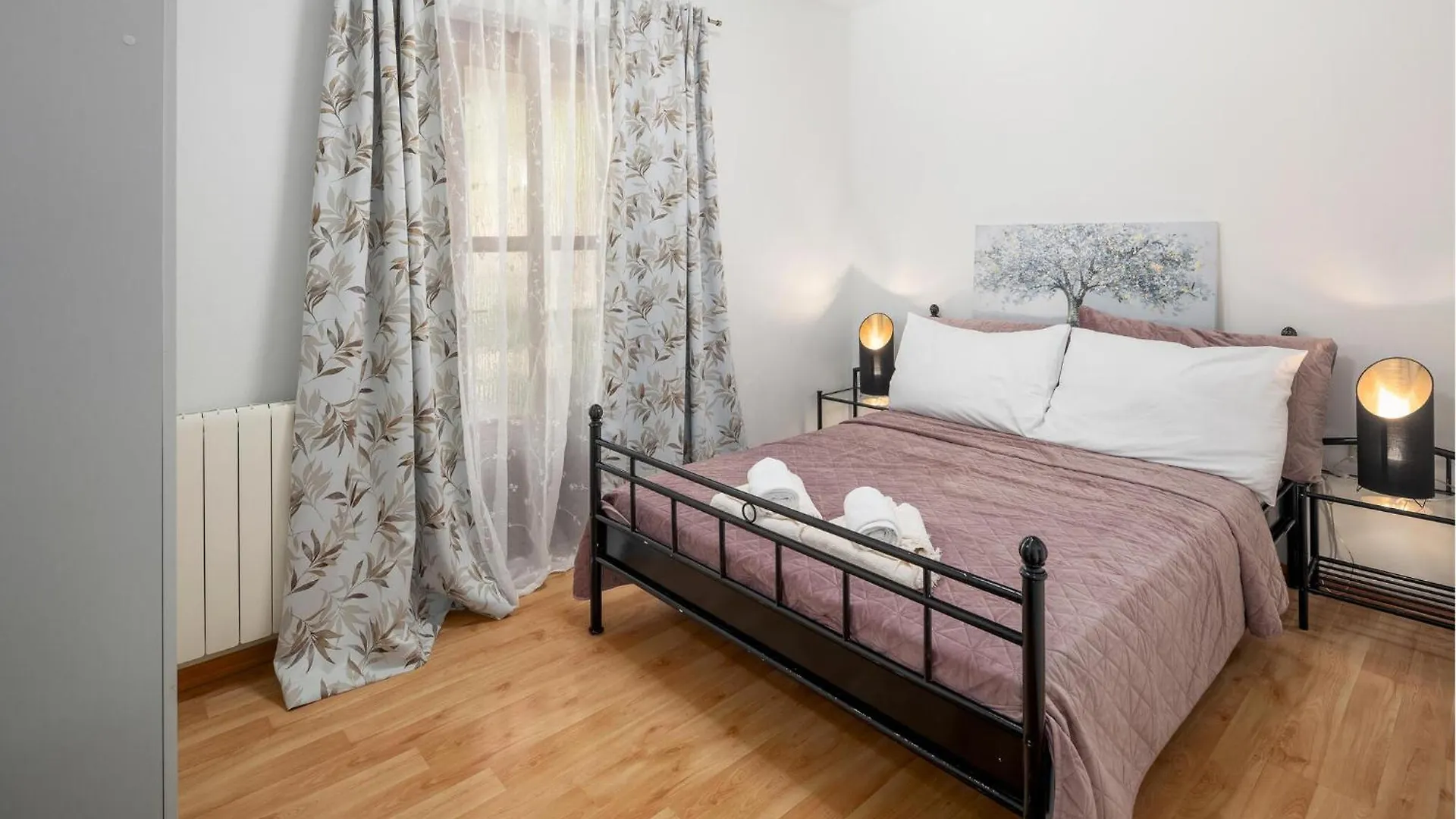 Gorgeous Home In Tinjan With Kitchen 0*,