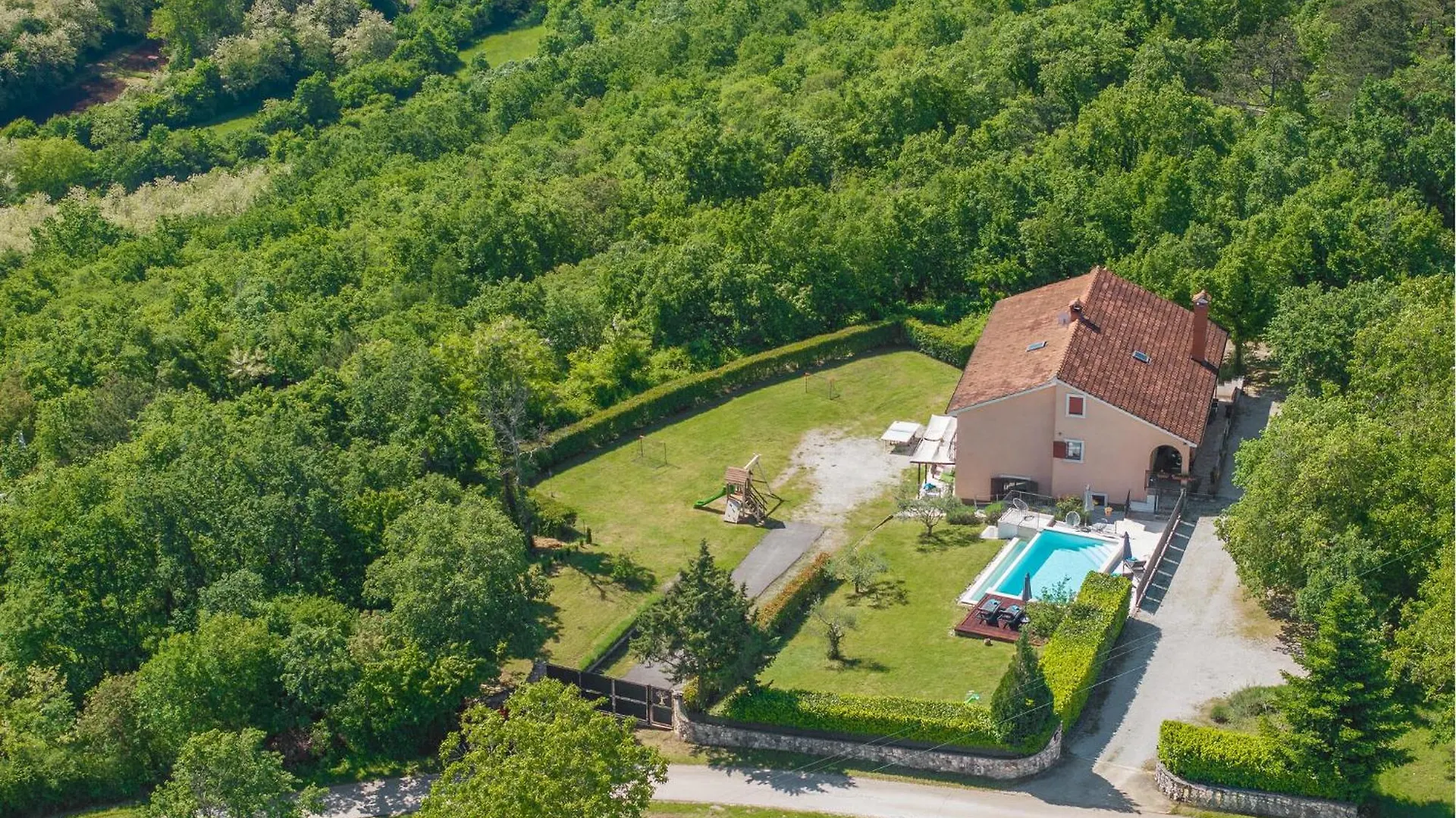 Gorgeous Home In Tinjan With Kitchen 0*,  Croatia