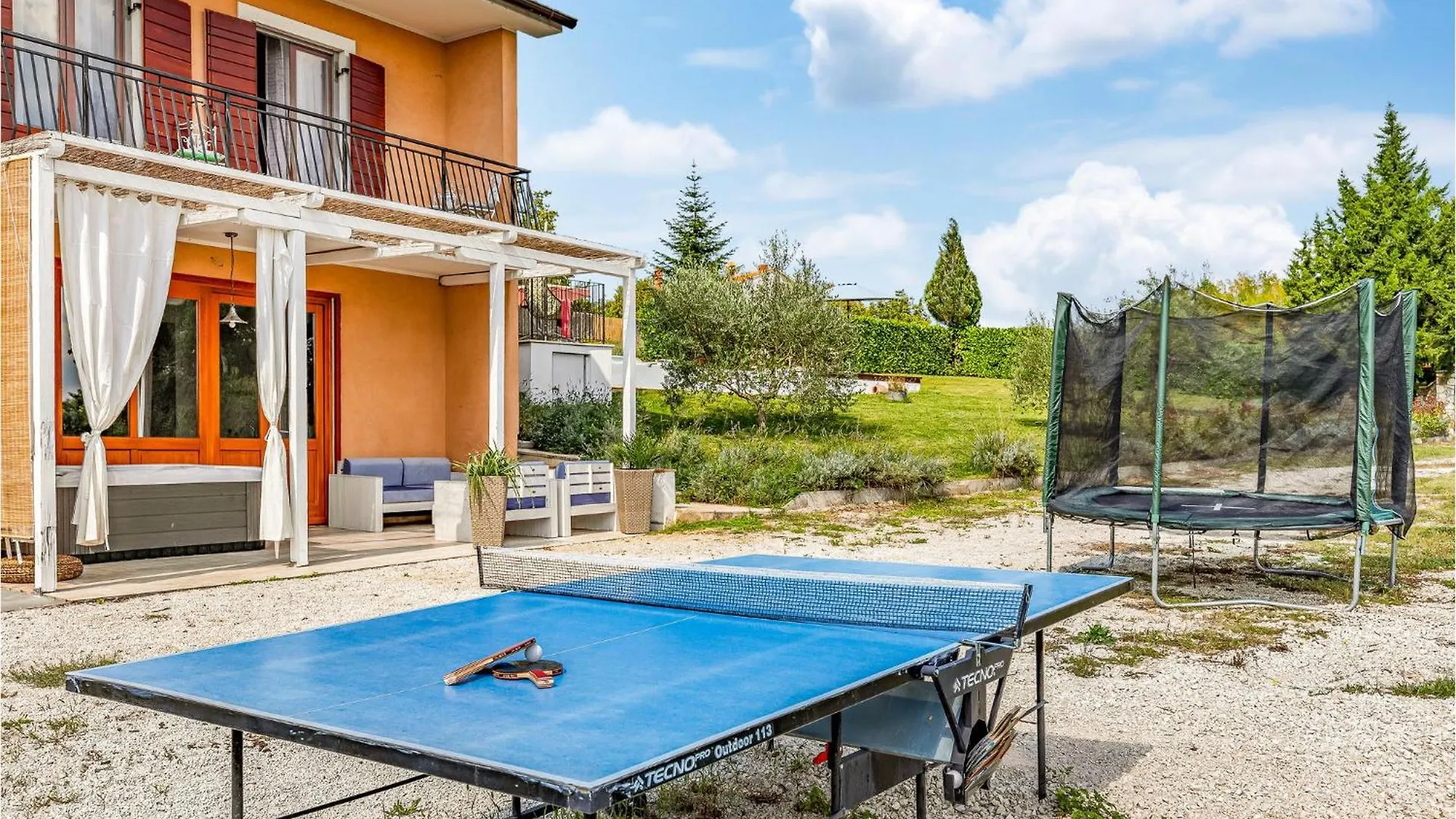 Holiday home Gorgeous Home In Tinjan With Kitchen Croatia
